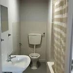 אכסניה Da Estacao *