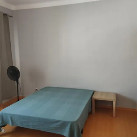 אכסניה Da Estacao *