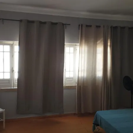 Da Estacao אכסניה