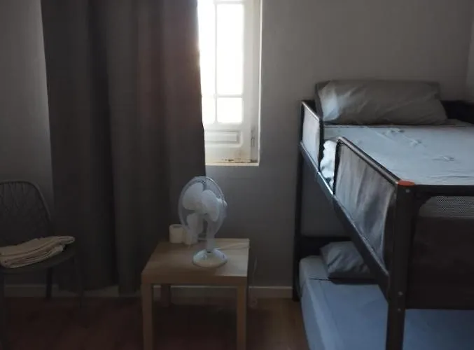 Da Estacao * 波尔蒂芒